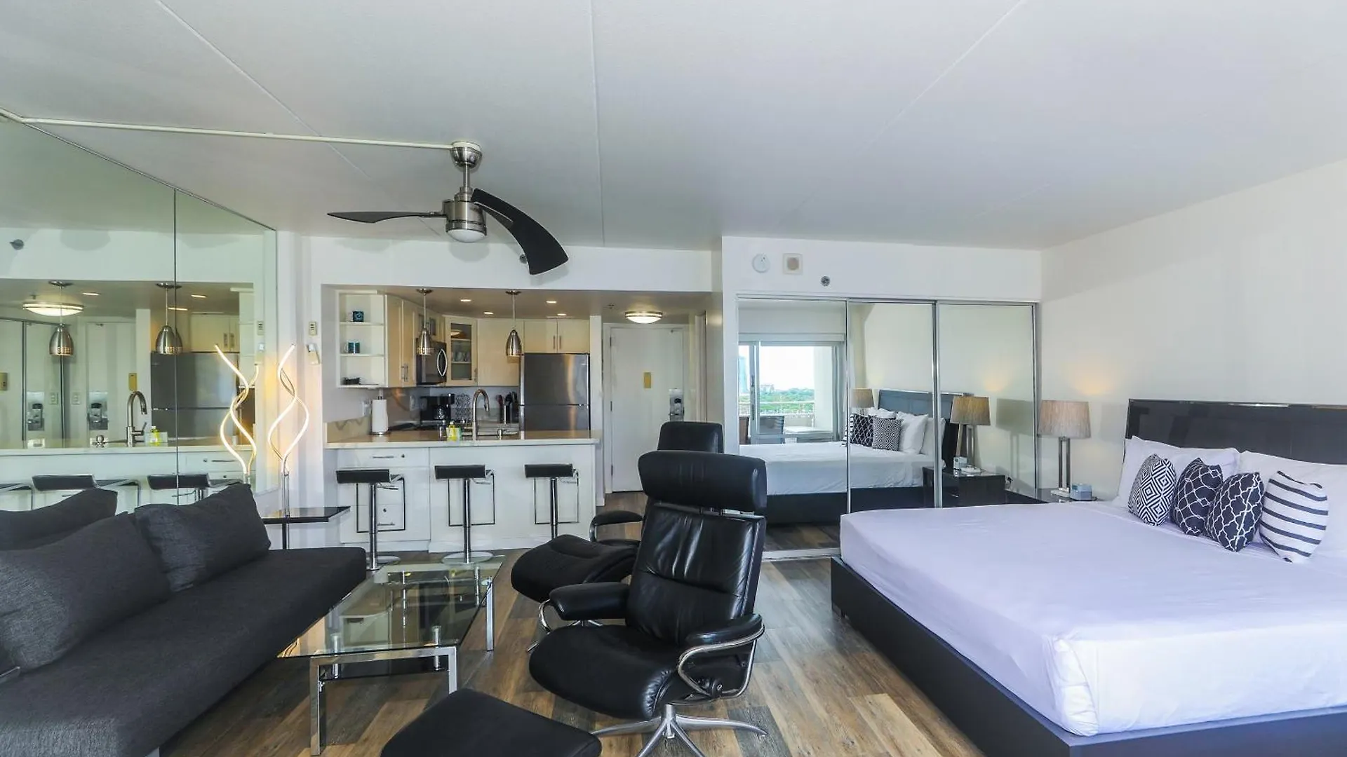 Ilikai Tower 1033 Yacht Harbor View 1Br Apartment Honolulu 0*,  United States