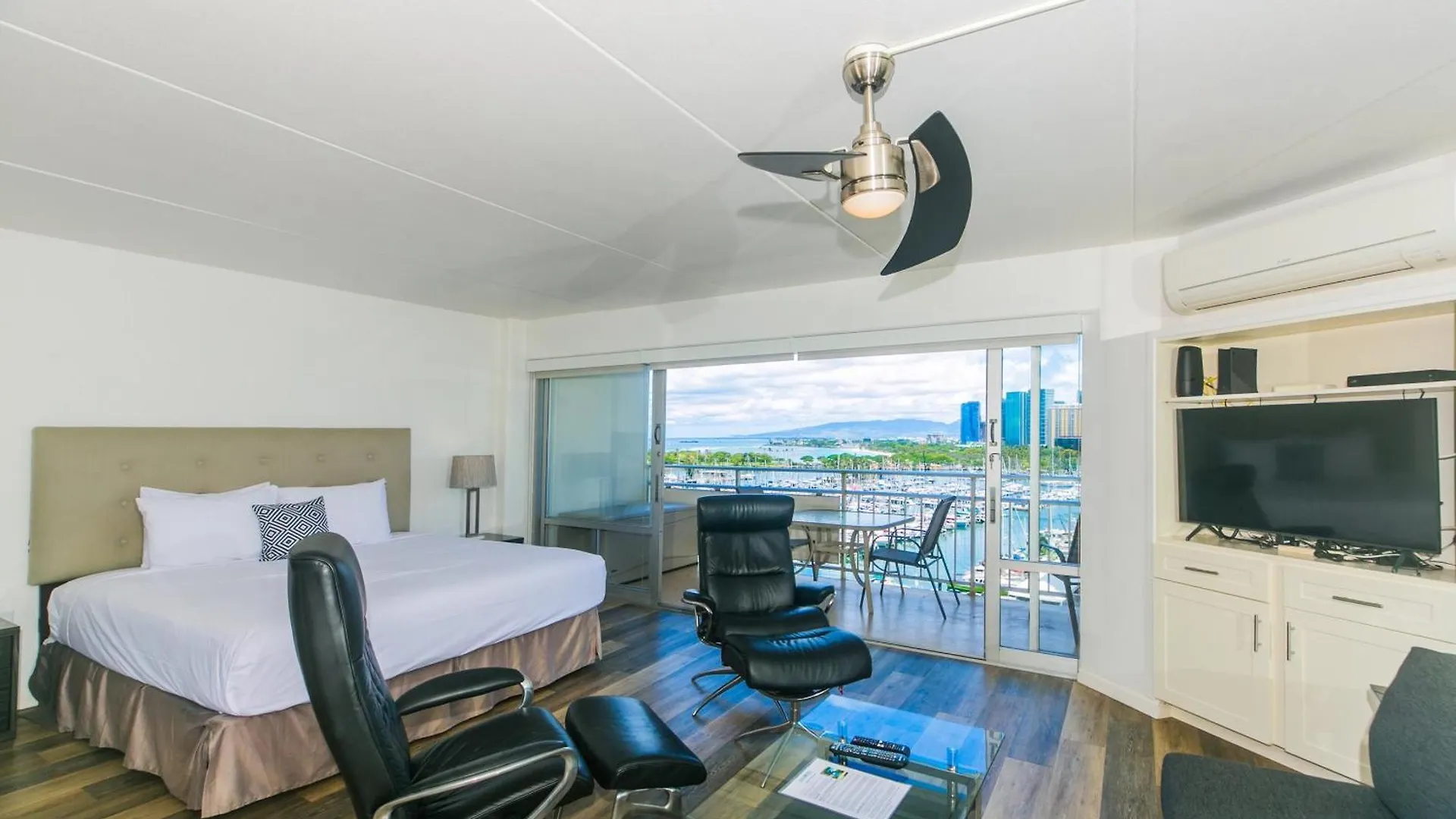 Ilikai Tower 1033 Yacht Harbor View 1Br Apartment Honolulu